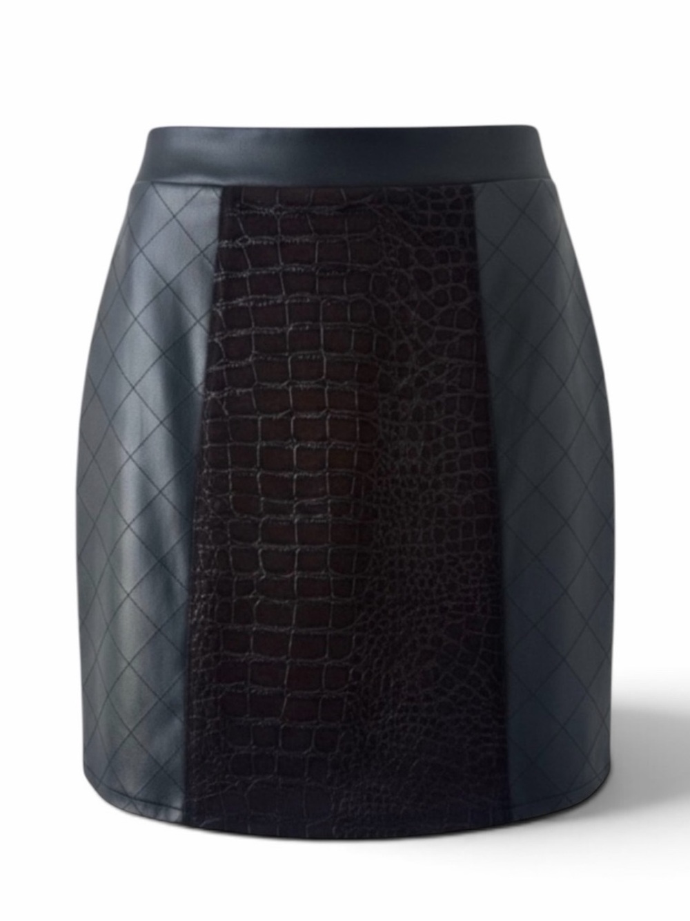 Bebe Black Faux Leather Contrast Skirt Croc Embossed & Quilted Panels Size Small